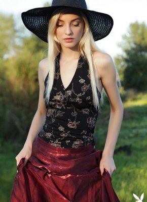 Украина устроила фото сессию PlayBoy